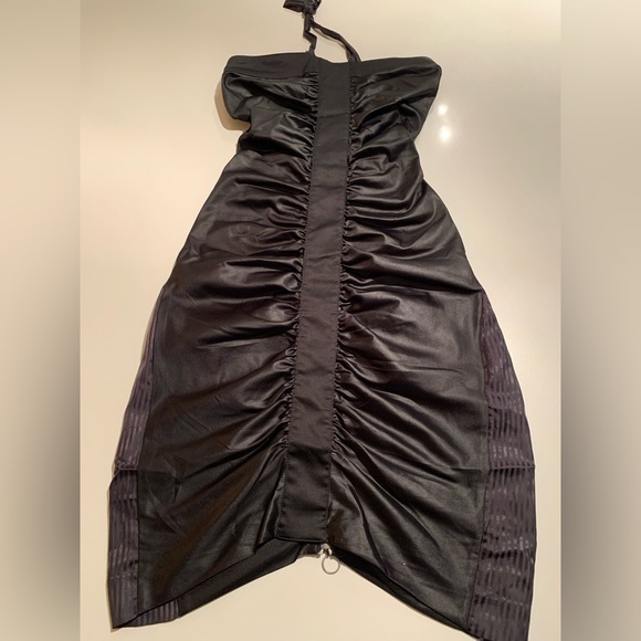 Mini dress - Picture 1 of 3